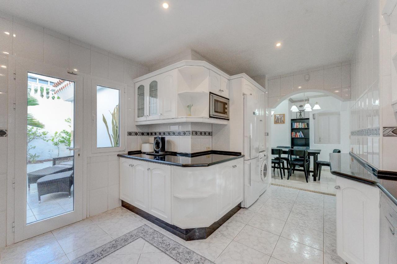 Marvelous Holiday Home - Villa La Caleta Costa Adeje  Ngoại thất bức ảnh